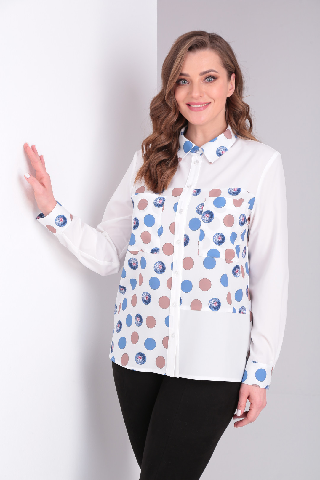 Рубашка Элль-стиль 528/1-молочный +крупный горох