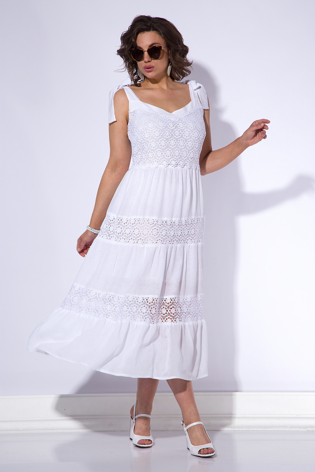 Платье INPOINT 123 белый