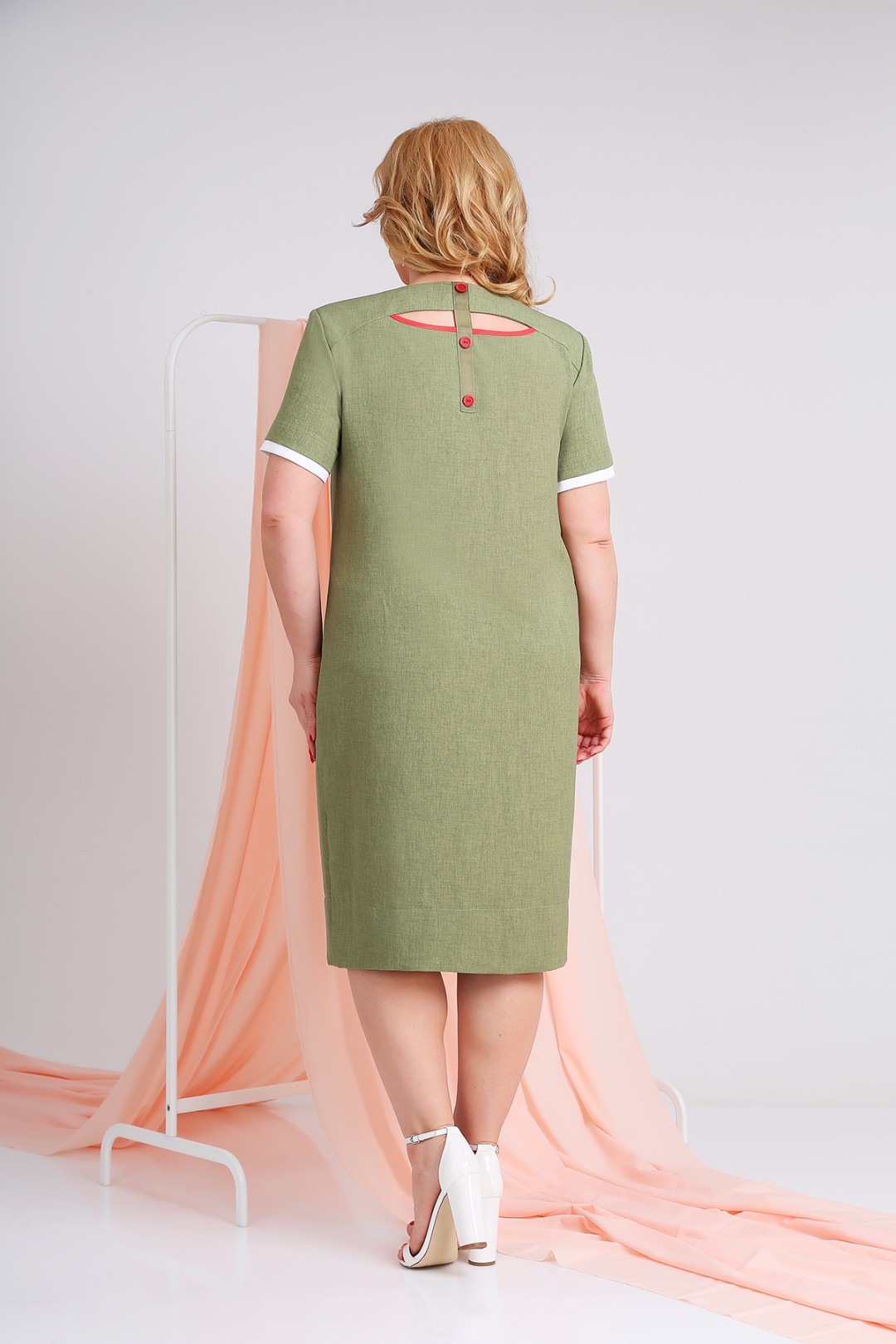Платье Ивелта плюс 1680 зеленый