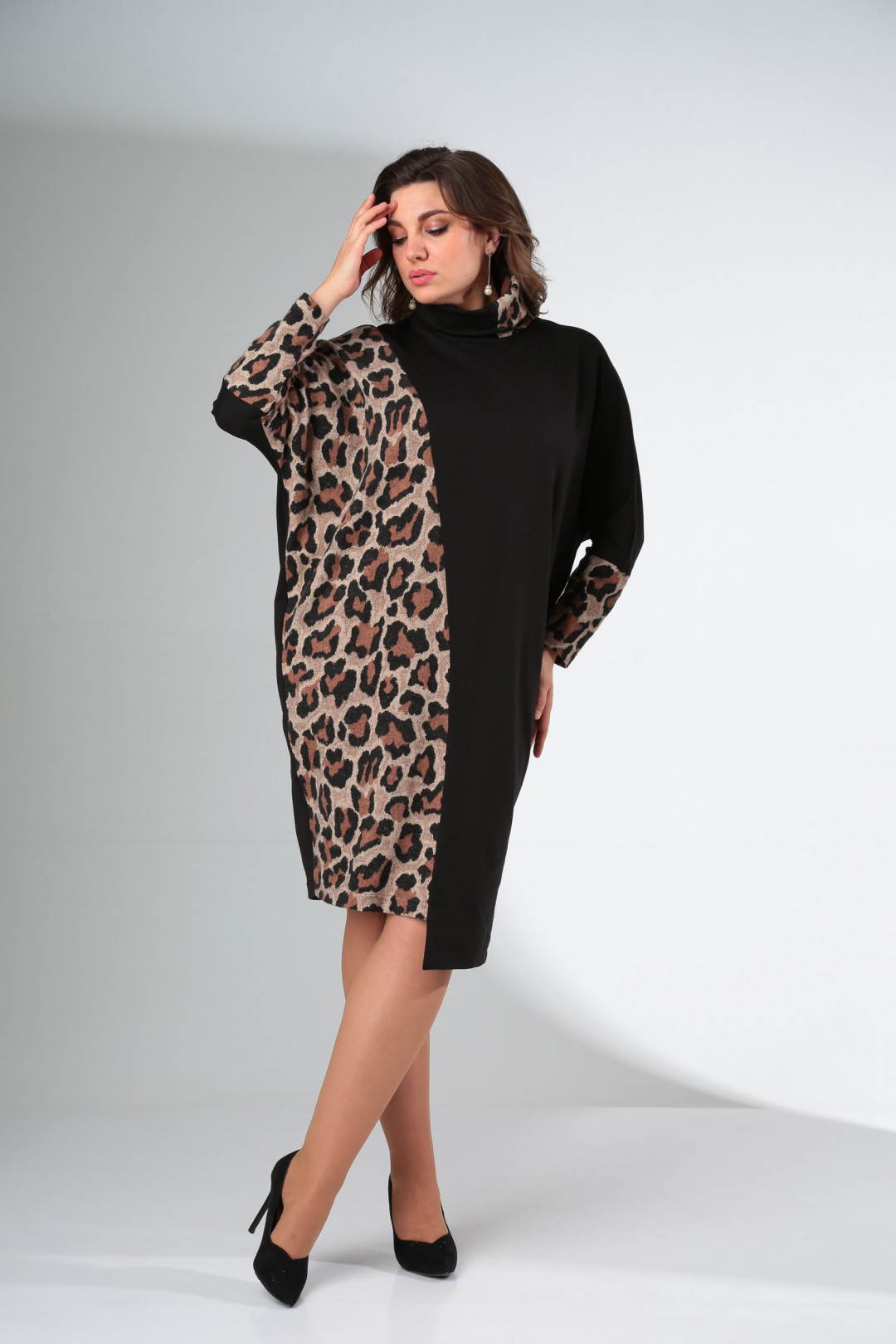 Платье ЛадисЛайн 1422 бежевый леопард + черный