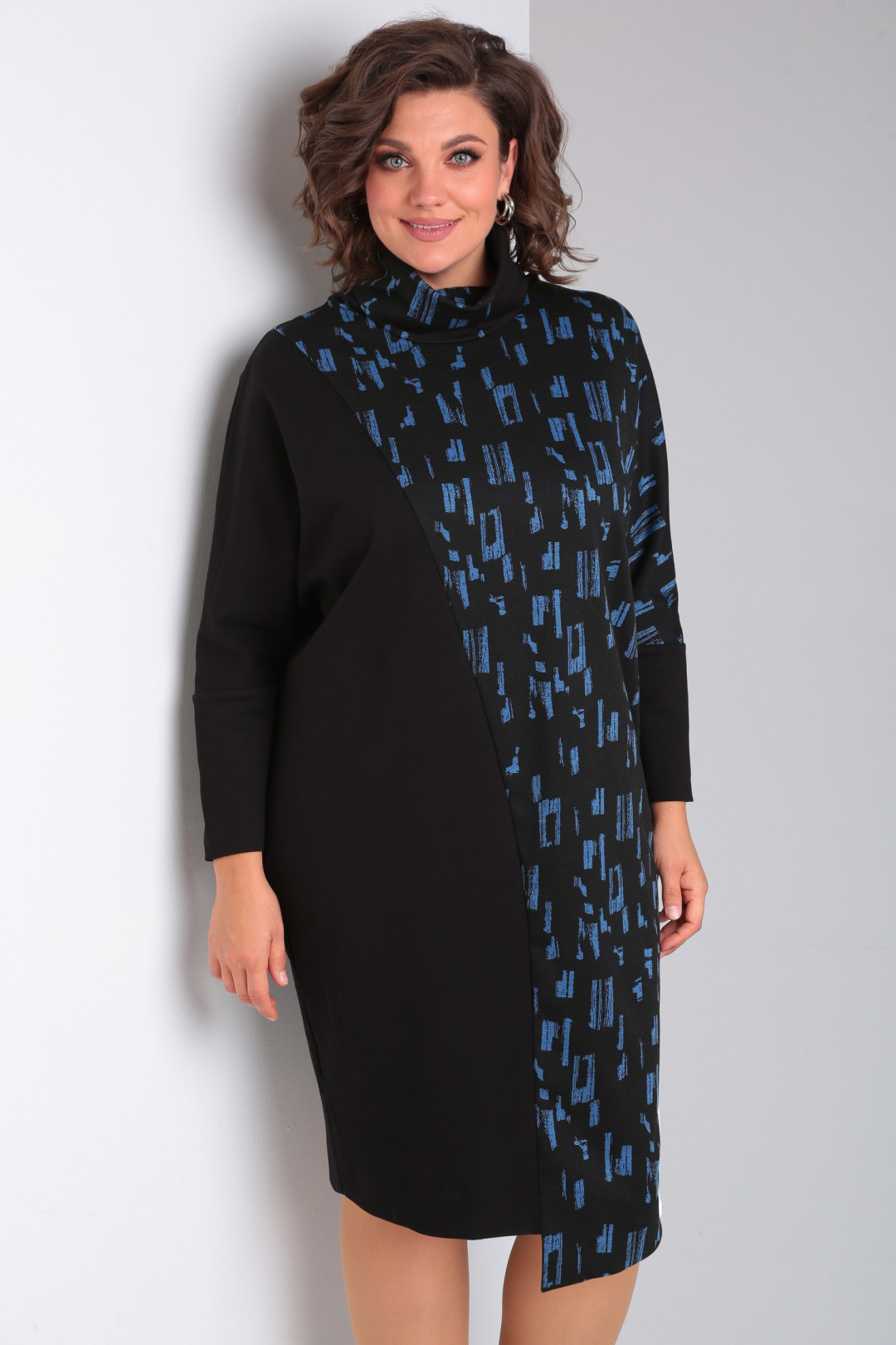 Платье ЛадисЛайн 1475 черный+ синий