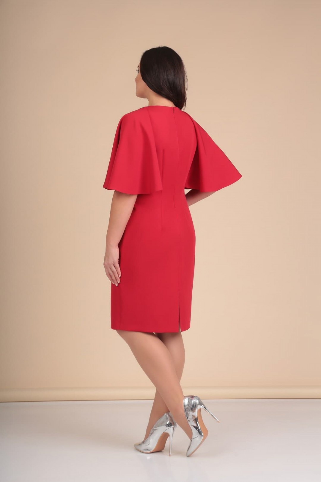 Платье LadyLine 447 красный