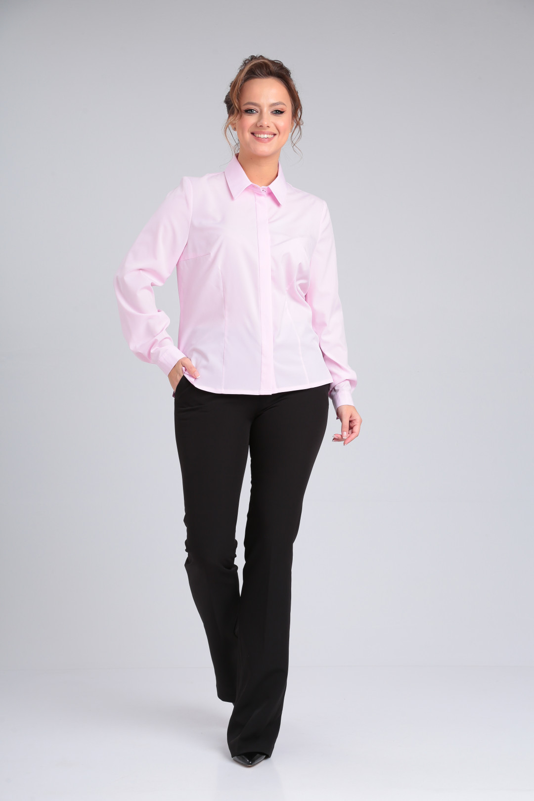 Блуза LadyLine 540 розовый