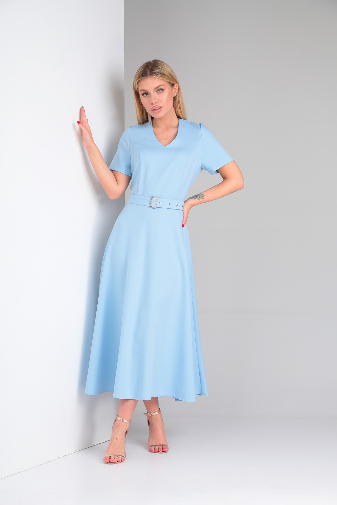 Платье LadyLine 547 голубой