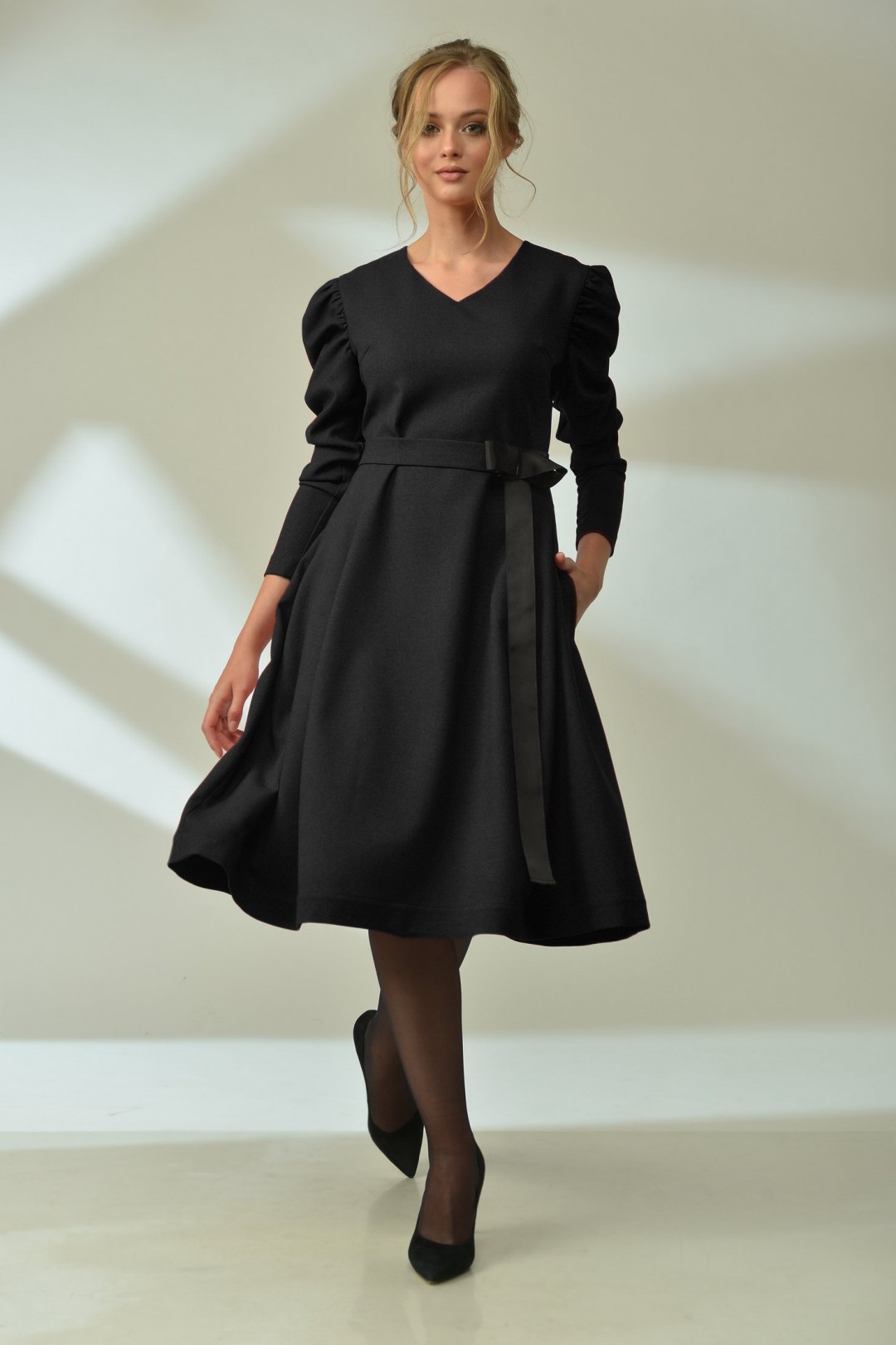 Платье MAX 4-017 черный
