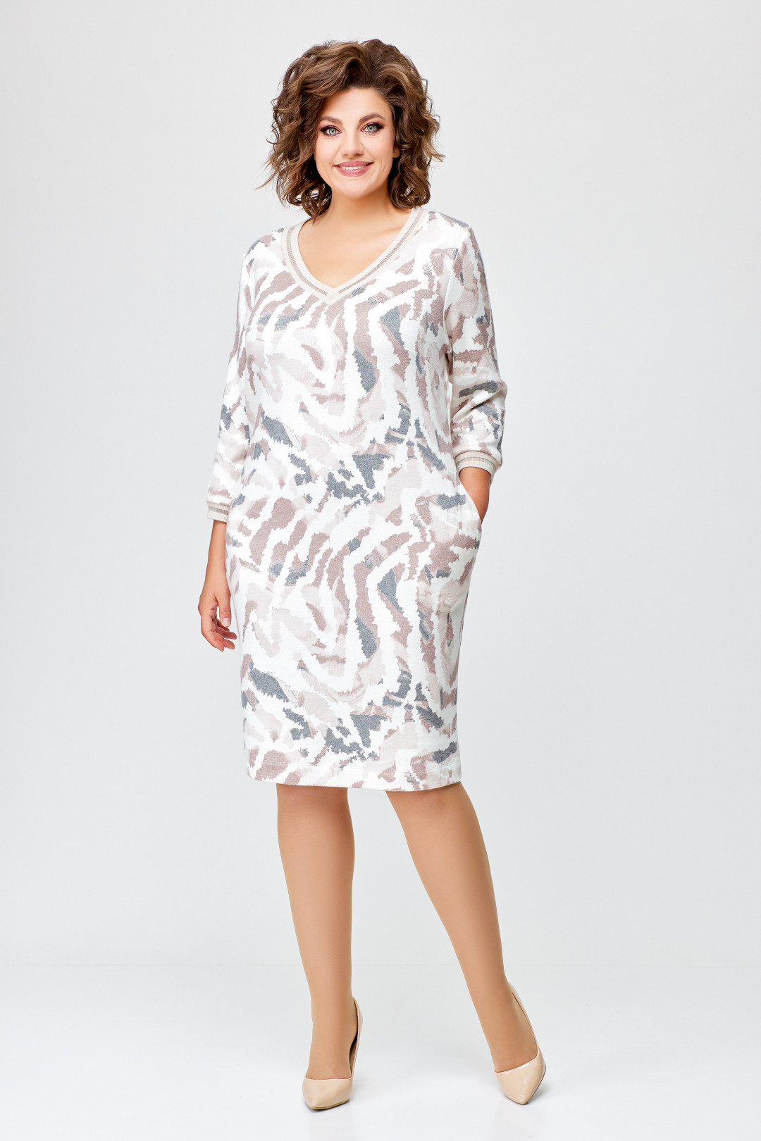 Платье Swallow 686.1 молочный в принт бежево-серый дизайн