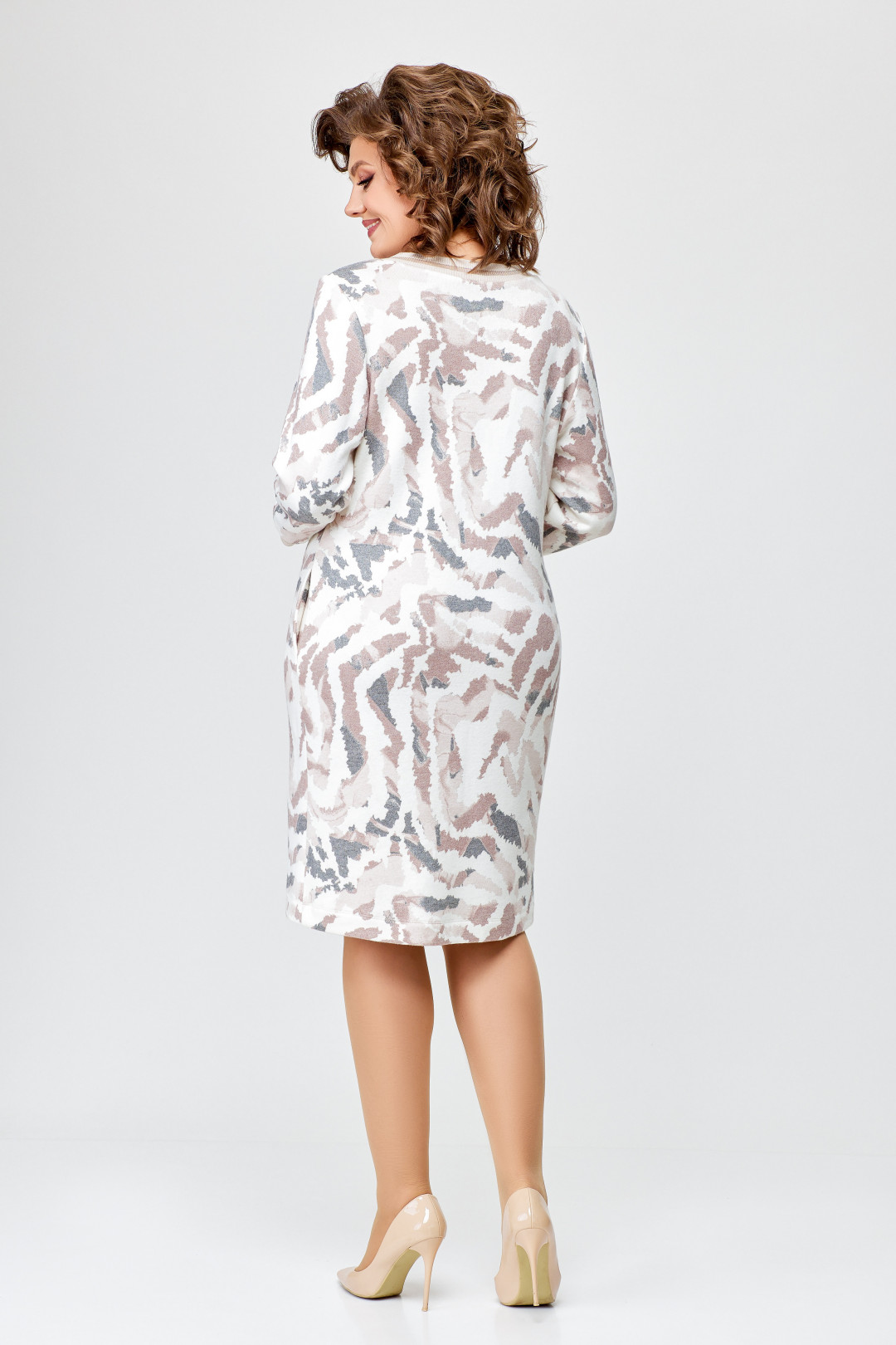Платье Swallow 686.1 молочный в принт бежево-серый дизайн