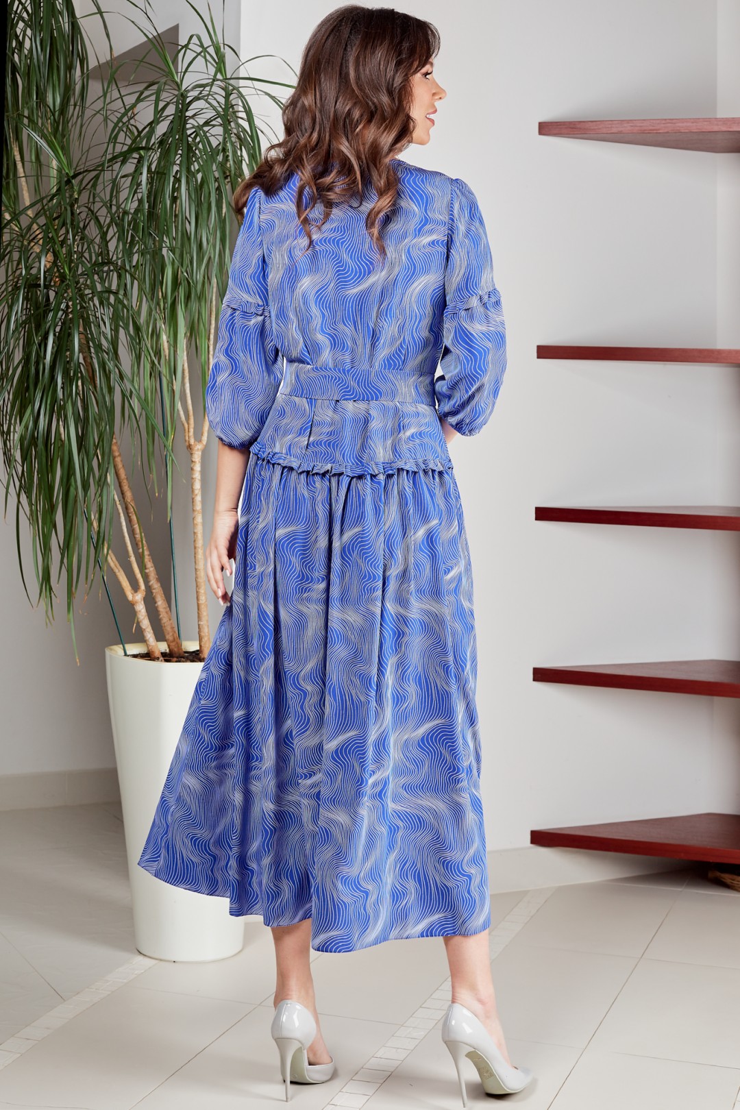 Платье ТЭФФИ-стиль 1496  волна на синем