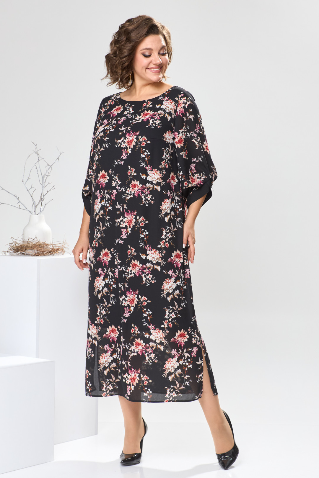 Платье Romanovich Style 1-2442 чёрный/цветы