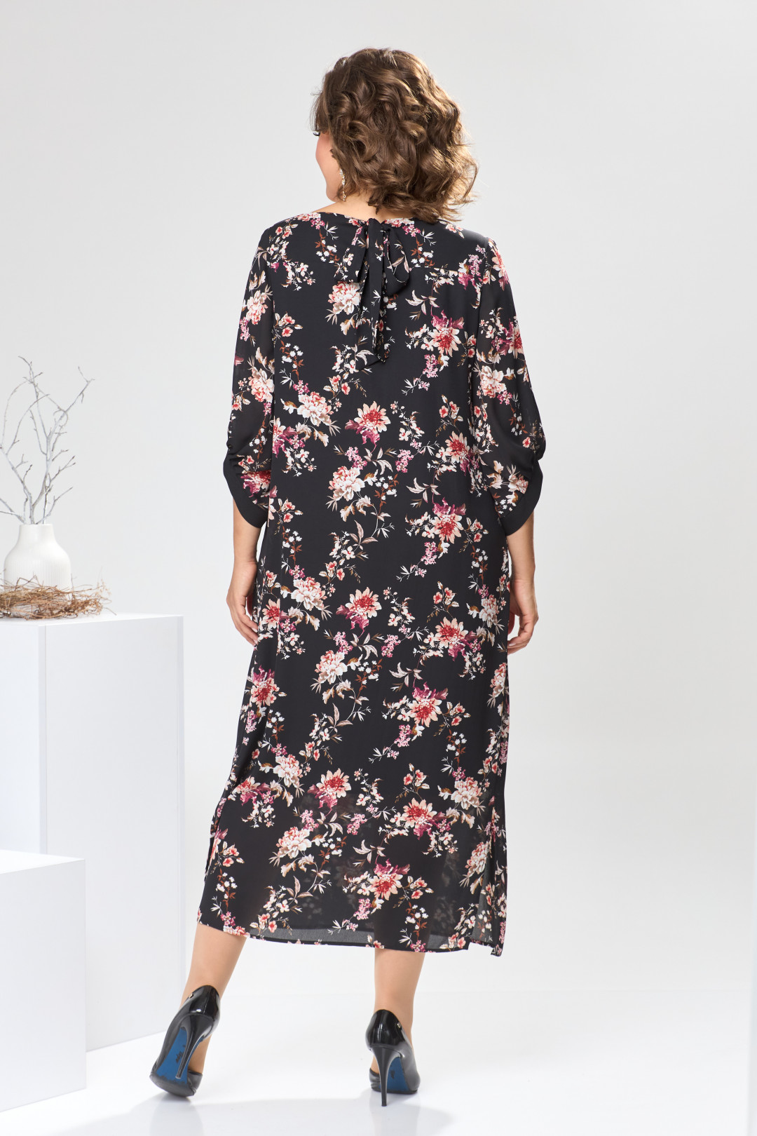 Платье Romanovich Style 1-2442 чёрный/цветы