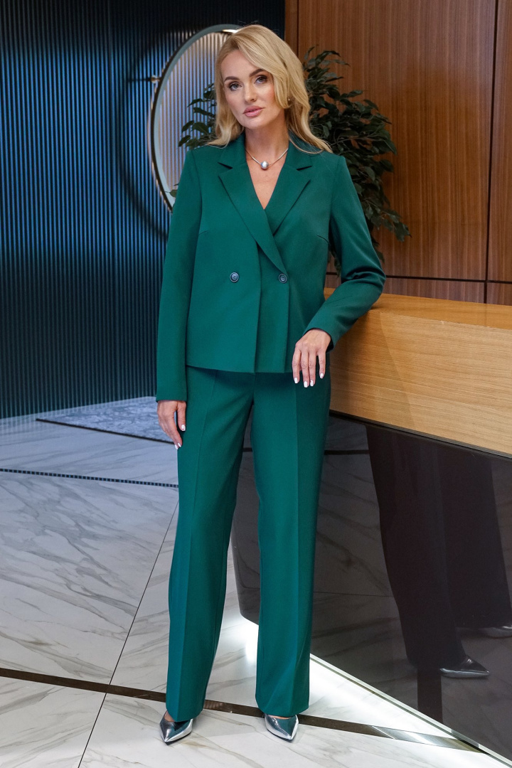 Костюм AlaniCollection 2401 изумруд