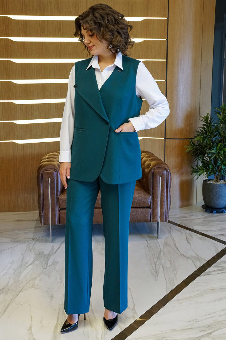 Костюм AlaniCollection 2416 изумруд